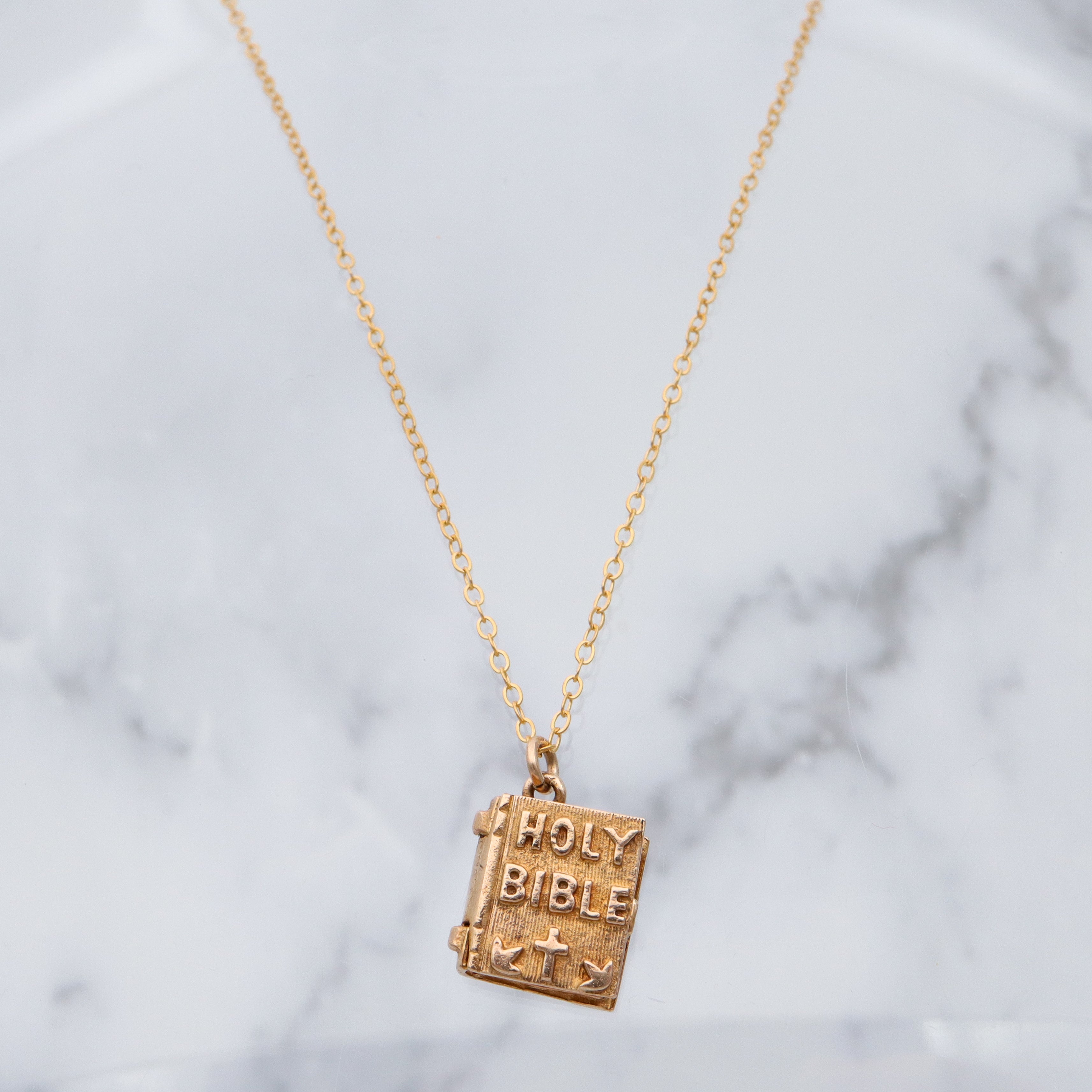 Vintage English 9k gold Nuvo opening Holy Bible charm